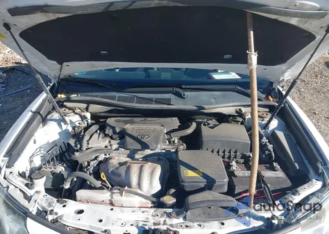 2014 Toyota Camry Se z USA, uszkodzony, nr VIN 4T1BF1FK4EU457413